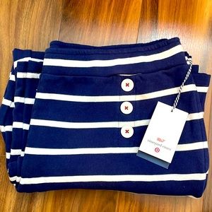 Vineyard Vines for Target Wide leg pants Sz L. These pants run very big!!!!!